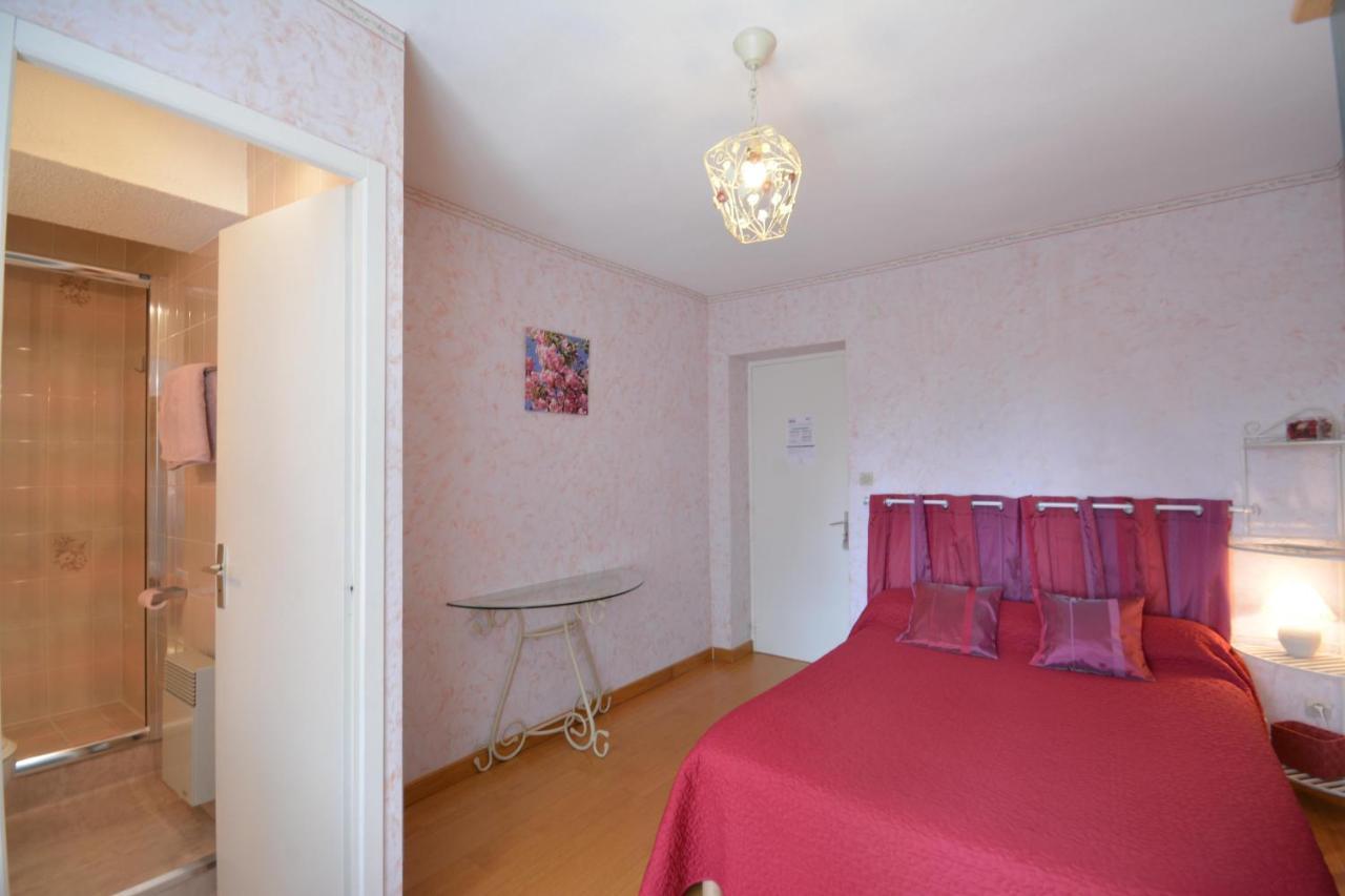 Chambre D'Hotes Au Vieux Chene Grillon 外观 照片