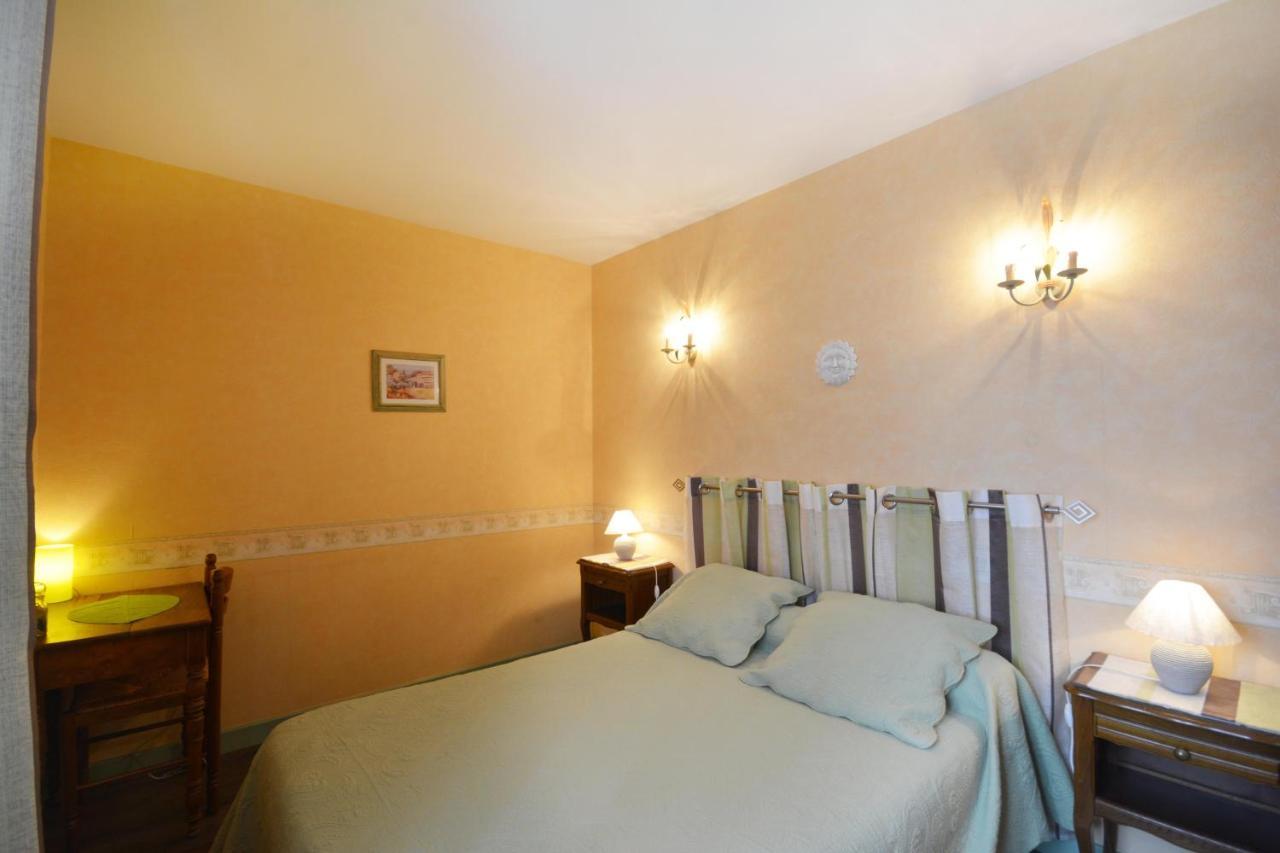 Chambre D'Hotes Au Vieux Chene Grillon 外观 照片