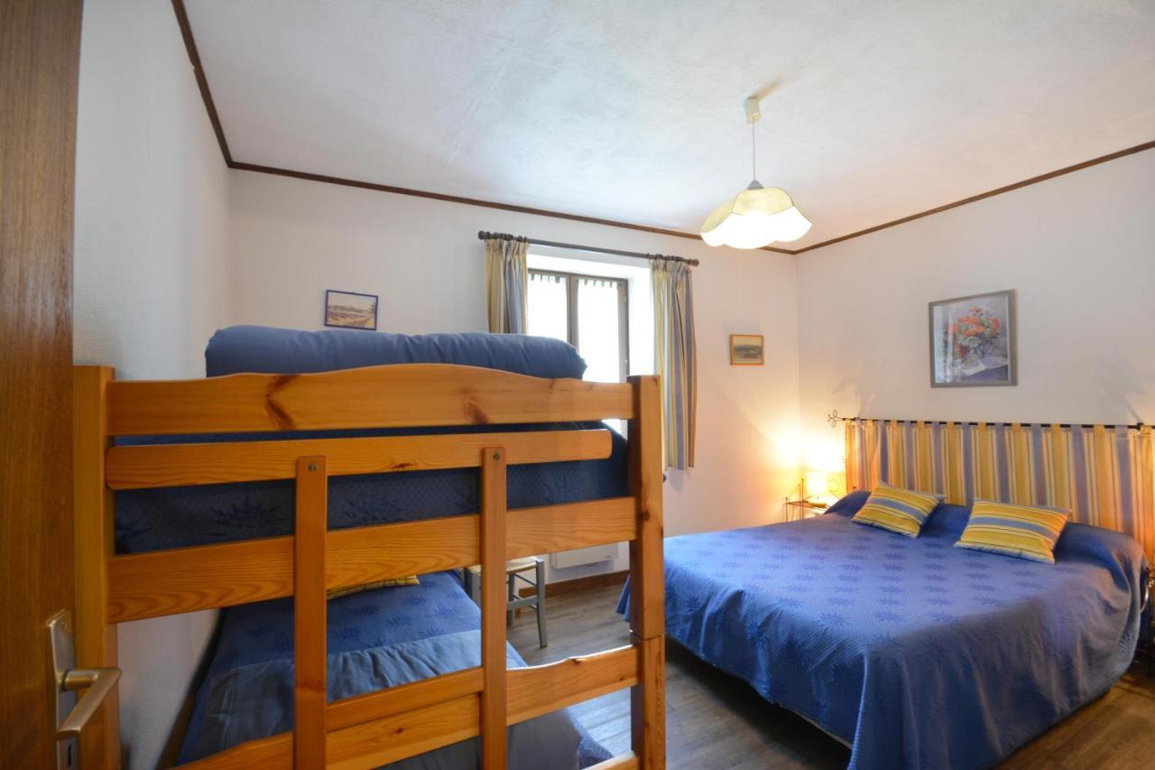 Chambre D'Hotes Au Vieux Chene Grillon 外观 照片